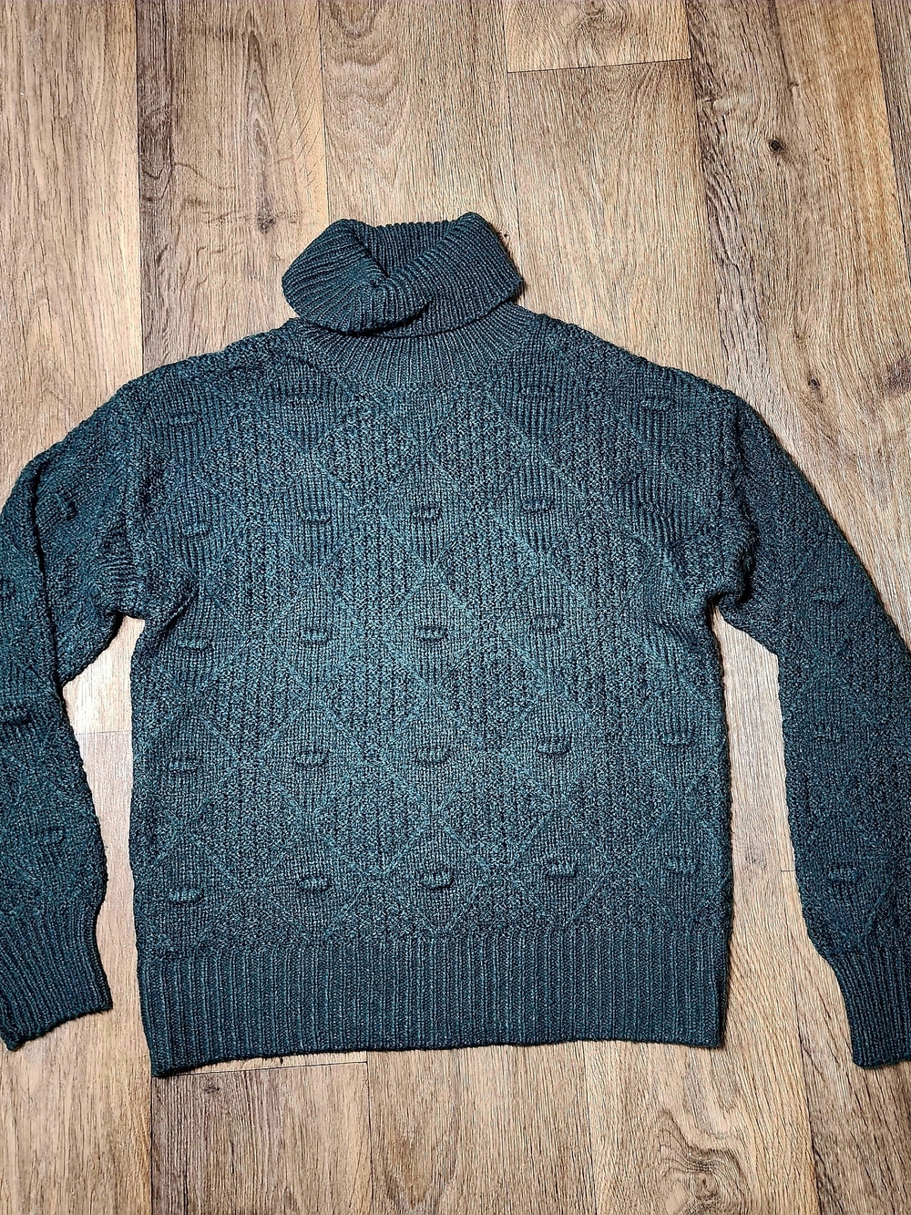 Time and Tru Men's Forest Green Turtleneck Cable Knit Sweater